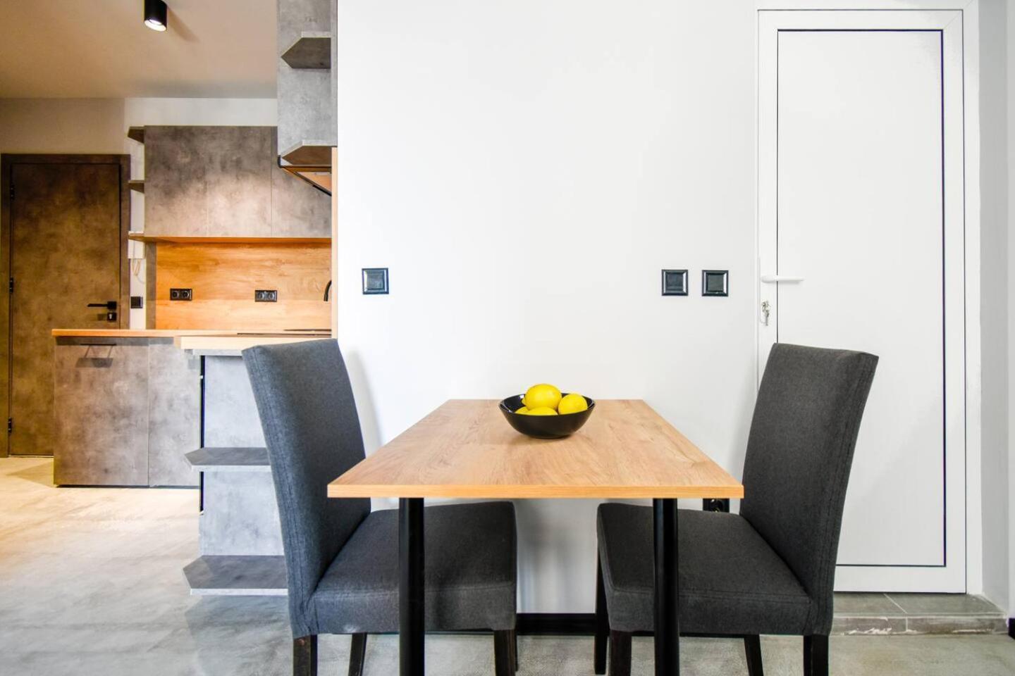 6 Studios 6 Bathrooms 2 Levels Kitchens โซเฟีย ภายนอก รูปภาพ