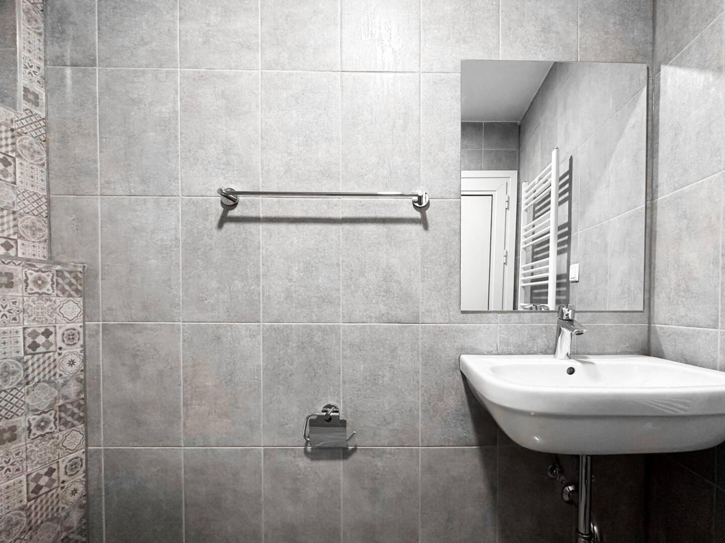 6 Studios 6 Bathrooms 2 Levels Kitchens โซเฟีย ภายนอก รูปภาพ