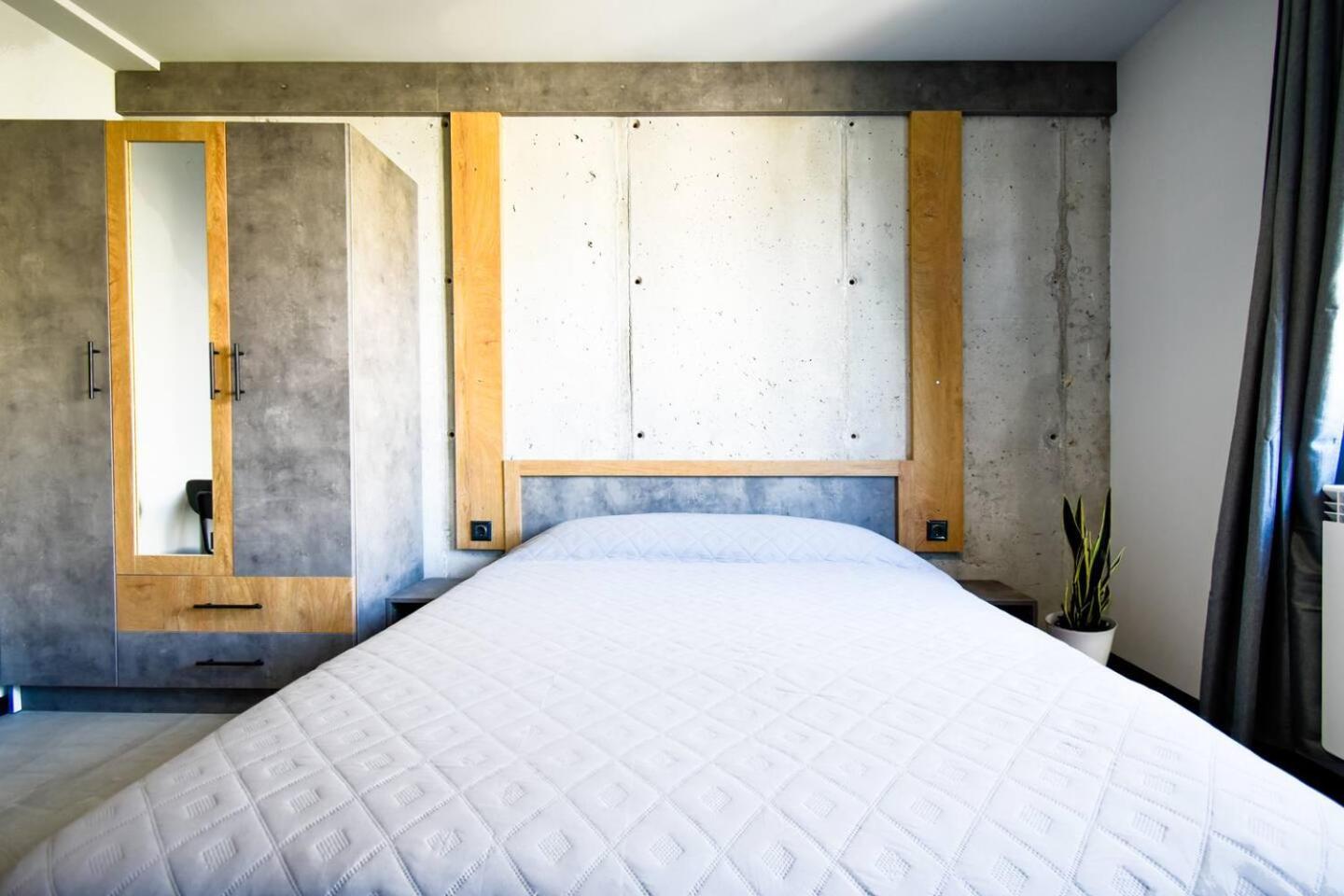 6 Studios 6 Bathrooms 2 Levels Kitchens โซเฟีย ภายนอก รูปภาพ