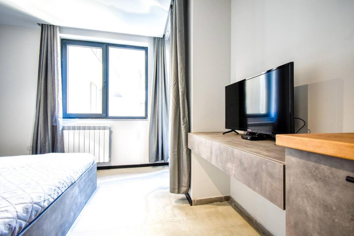 6 Studios 6 Bathrooms 2 Levels Kitchens โซเฟีย ภายนอก รูปภาพ