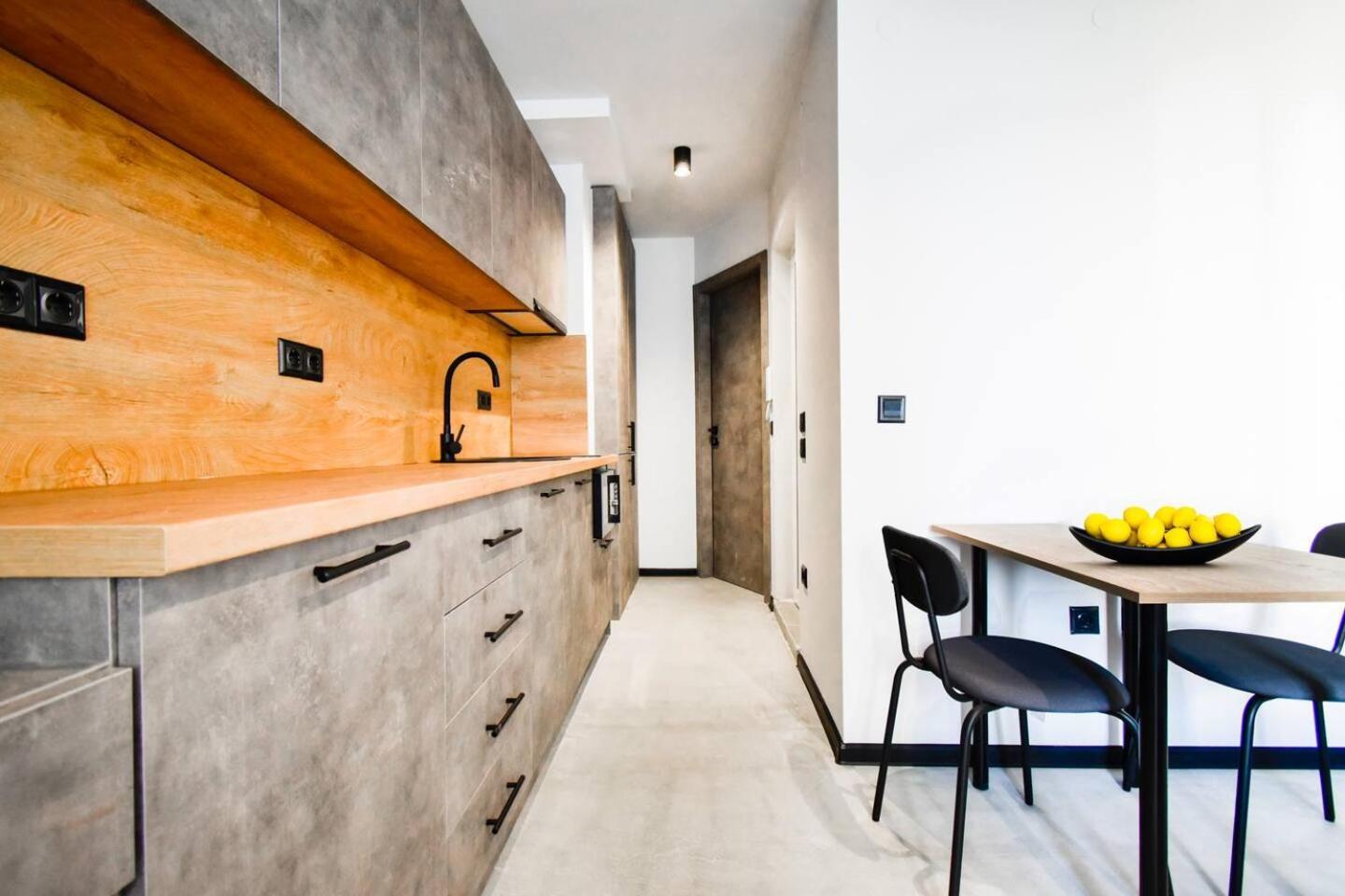 6 Studios 6 Bathrooms 2 Levels Kitchens โซเฟีย ภายนอก รูปภาพ
