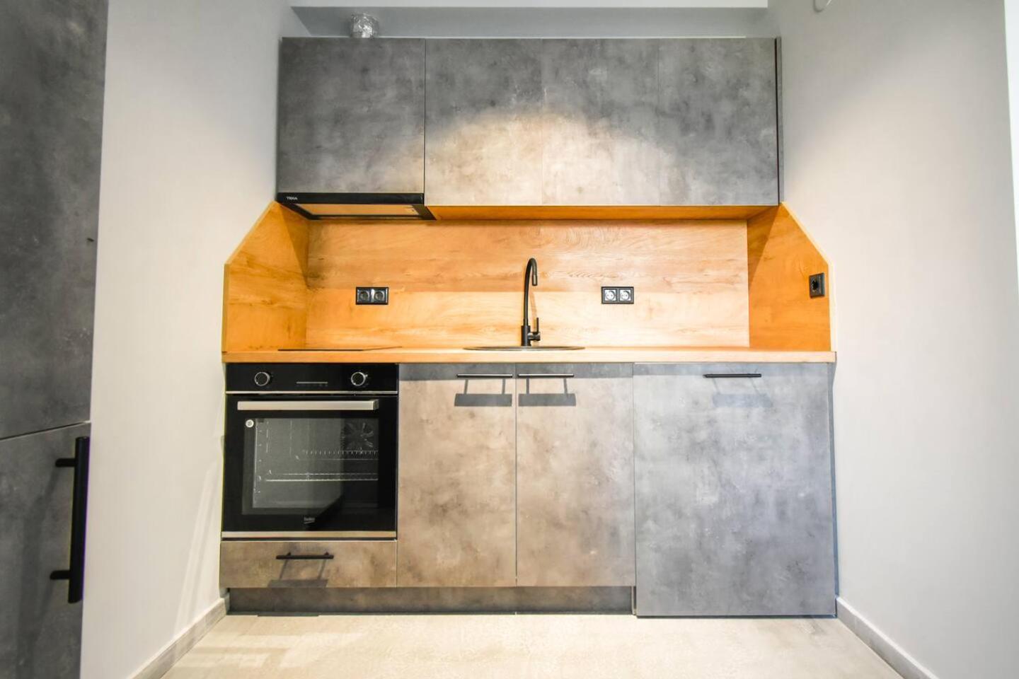 6 Studios 6 Bathrooms 2 Levels Kitchens โซเฟีย ภายนอก รูปภาพ
