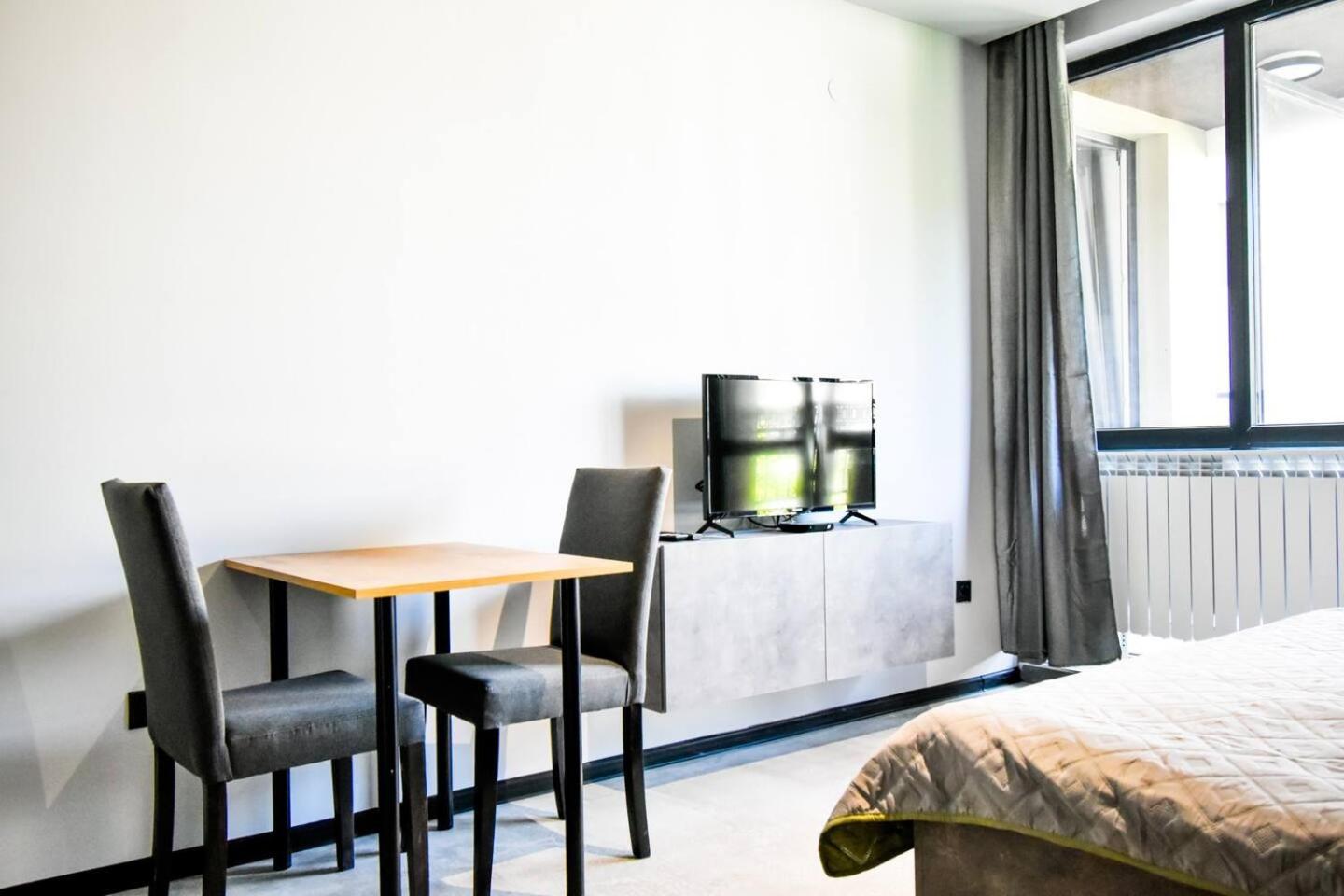 6 Studios 6 Bathrooms 2 Levels Kitchens โซเฟีย ภายนอก รูปภาพ